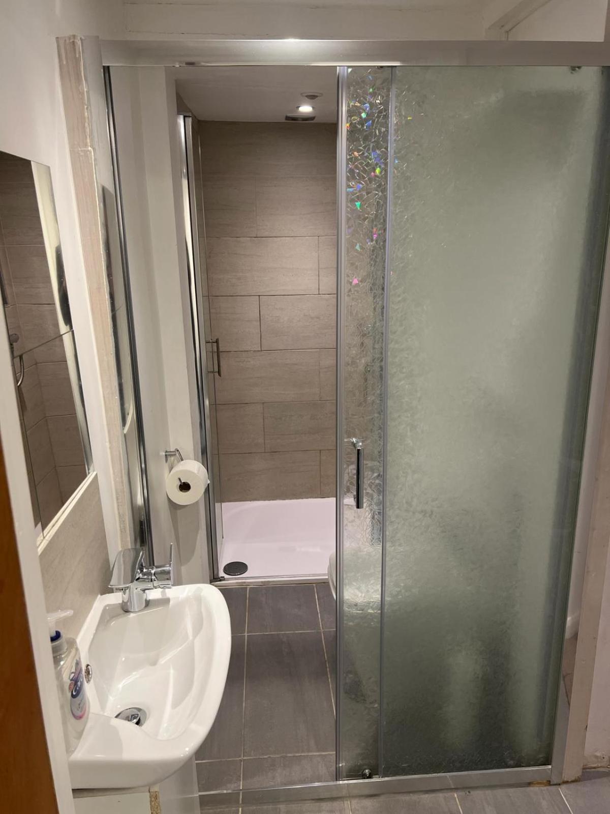 Comfy Private Bedrooms In Euston, Central لندن المظهر الخارجي الصورة