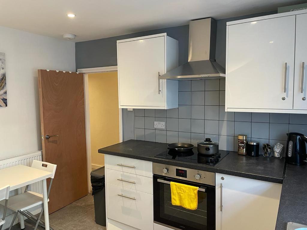 Comfy Private Bedrooms In Euston, Central لندن المظهر الخارجي الصورة